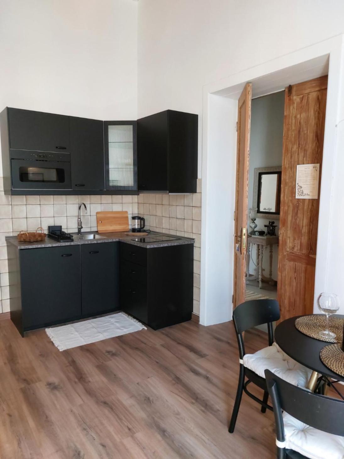 Apartamentos La Florida Arrecife  Esterno foto