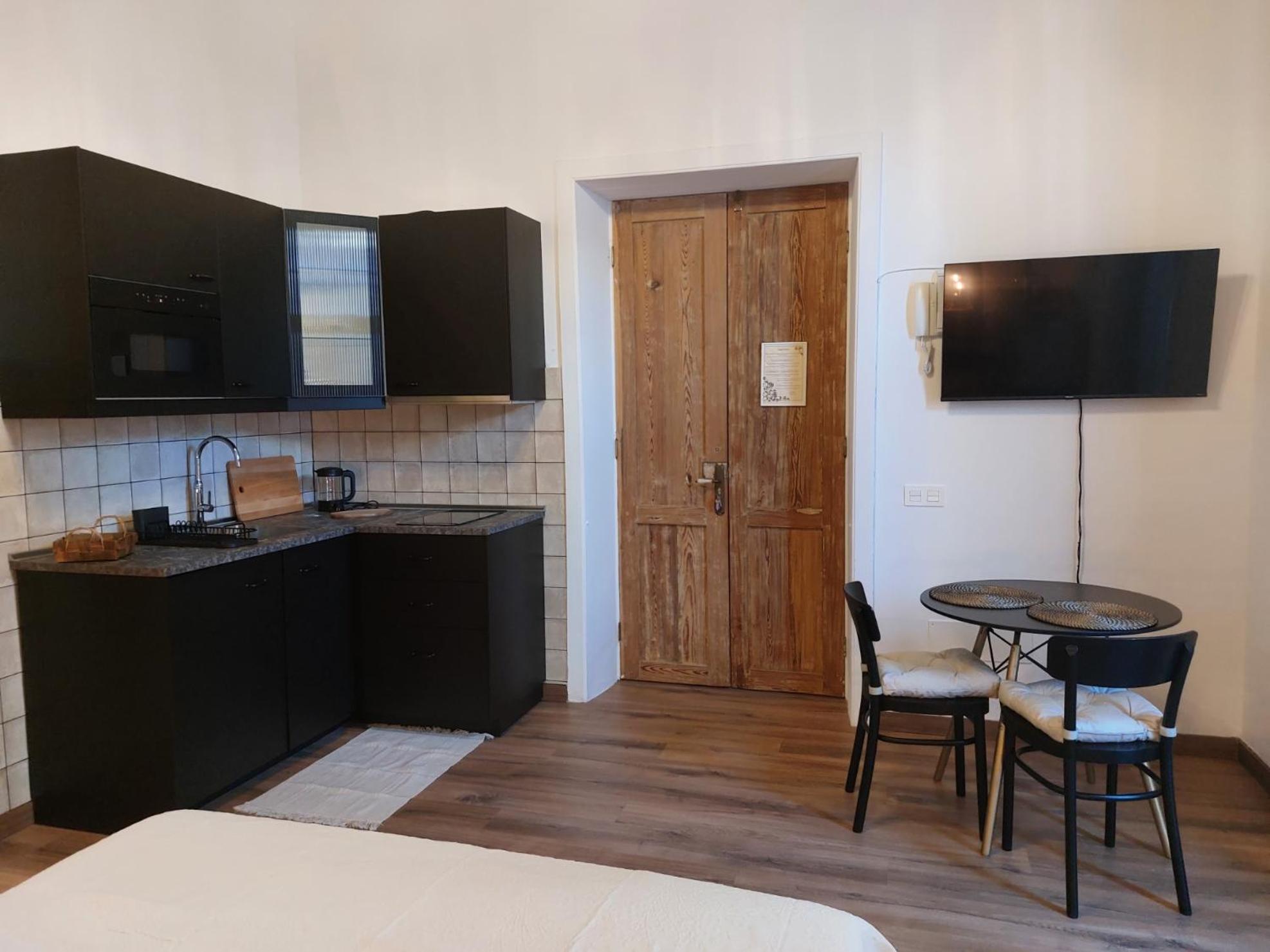Apartamentos La Florida Arrecife  Esterno foto